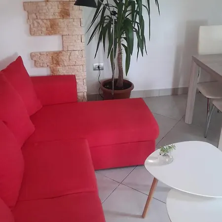 Vezio Hill House * Перледо